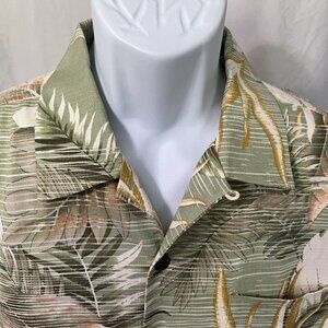 Tommy Bahama Men's green yellow & ivory 100% silk loop collar hawaiian shirt M
